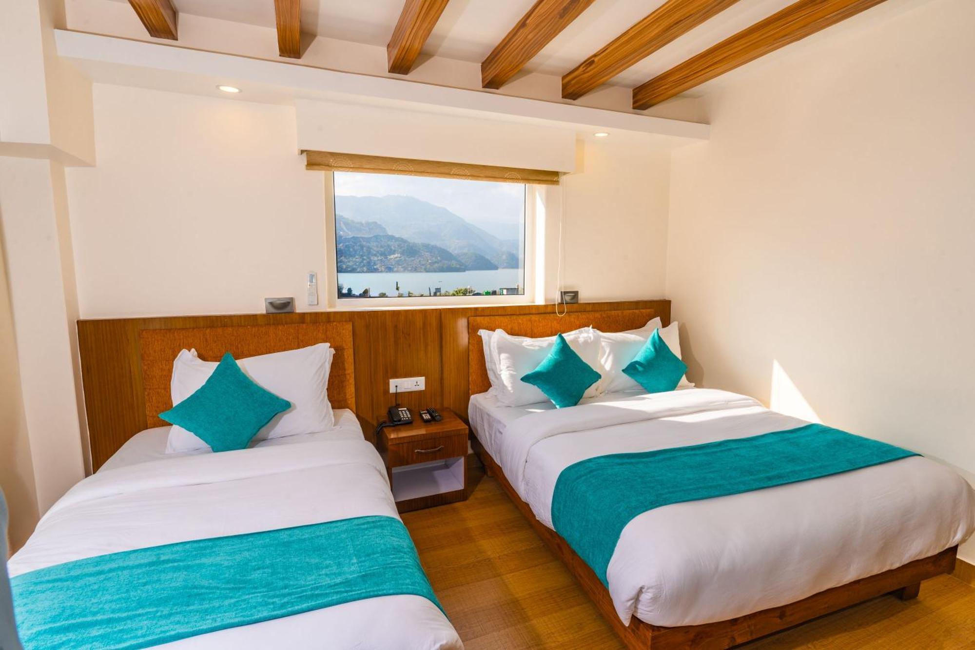 Hotel Pokhara Alpine And Springs Exterior foto