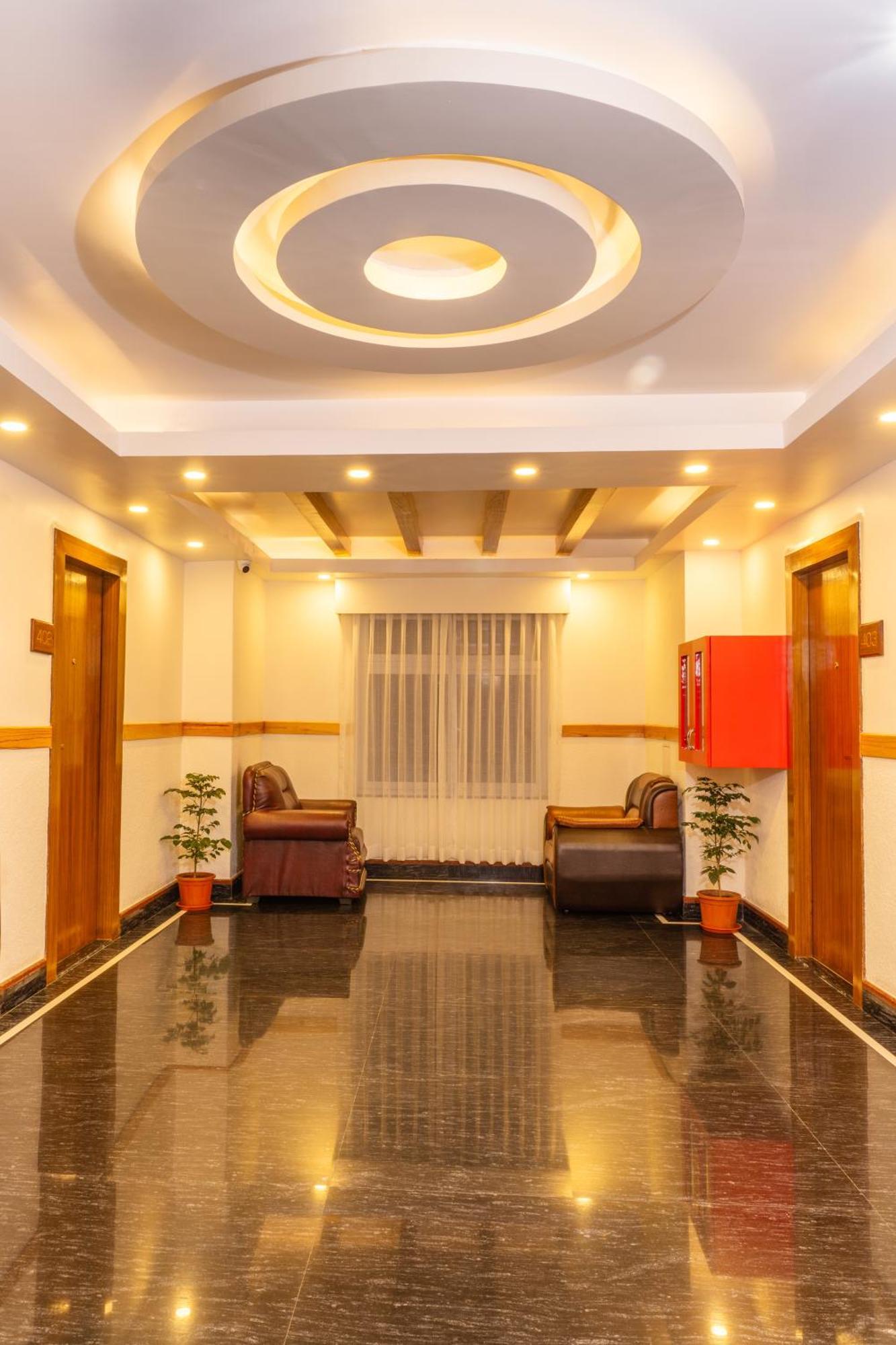 Hotel Pokhara Alpine And Springs Exterior foto